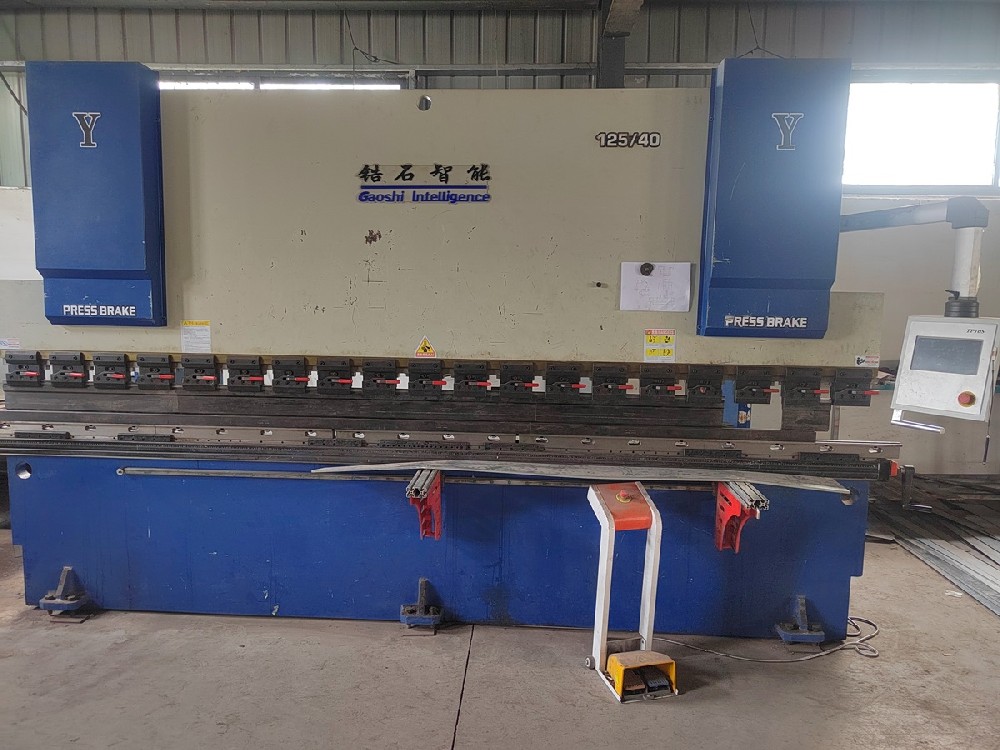 數(shù)控折彎?rùn)C(jī)